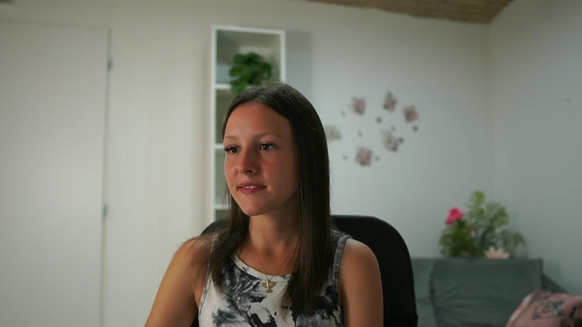 Gallery image thumbnail from Melissa__More's myfreecams stream on, 08/27/2024, 07:47 image 1 of 20