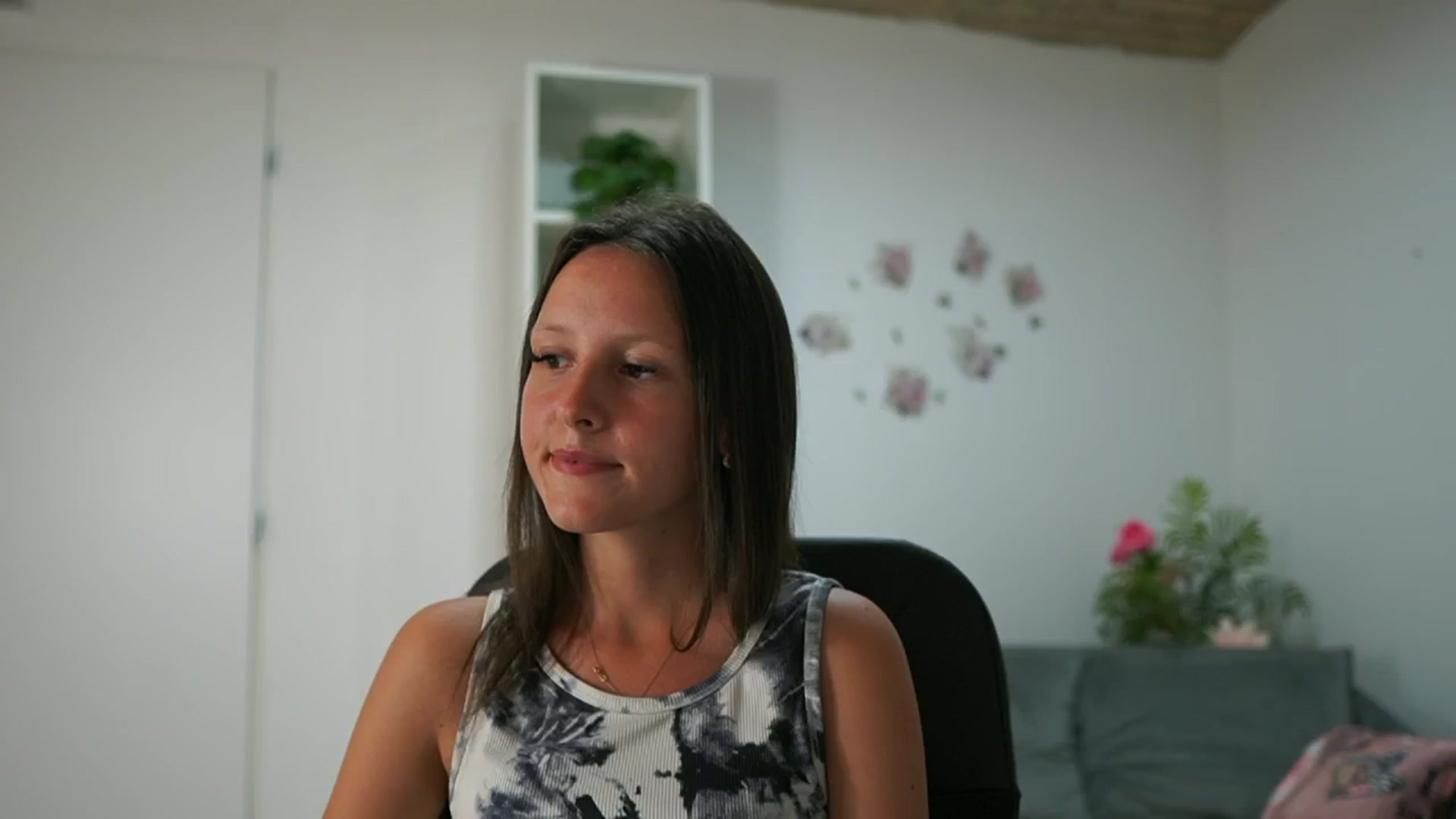 Gallery image thumbnail from Melissa__More's myfreecams stream on, 08/27/2024, 14:37 image 18 of 20