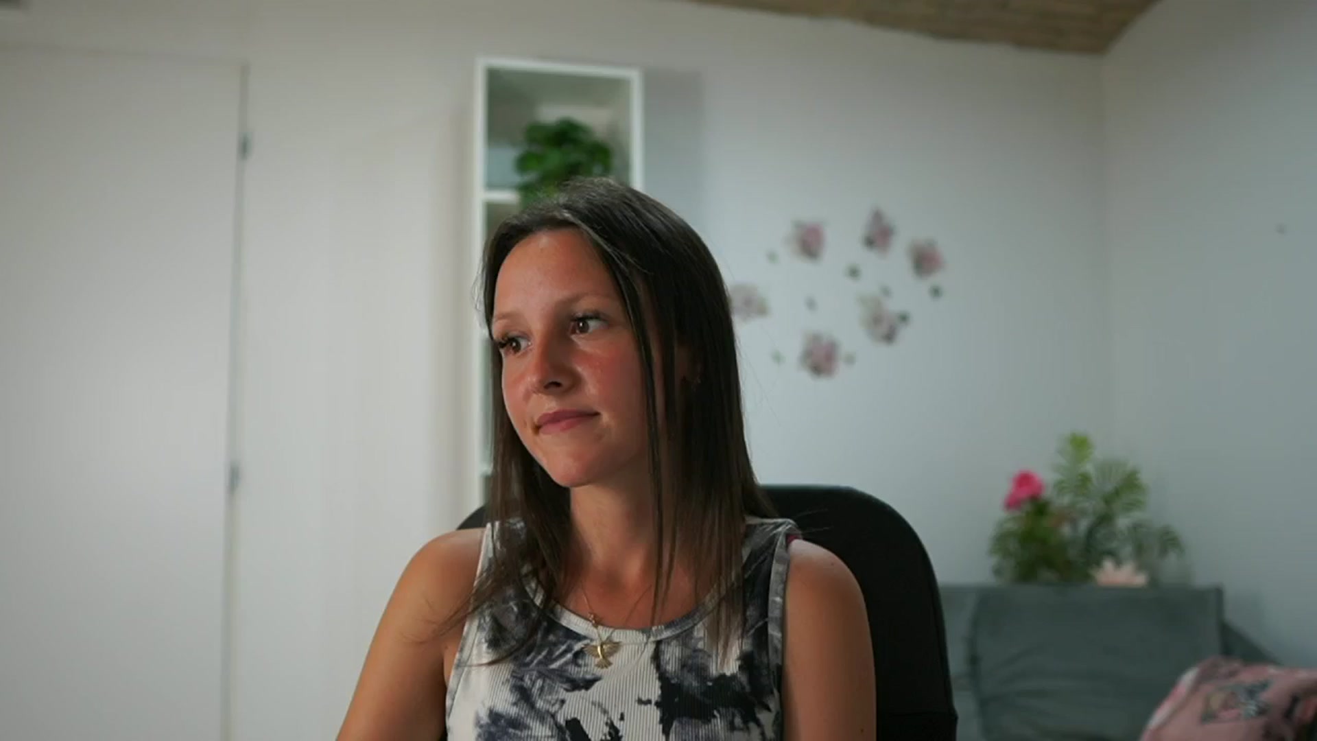 Gallery image thumbnail from Melissa__More's myfreecams stream on, 08/27/2024, 15:06 image 11 of 20