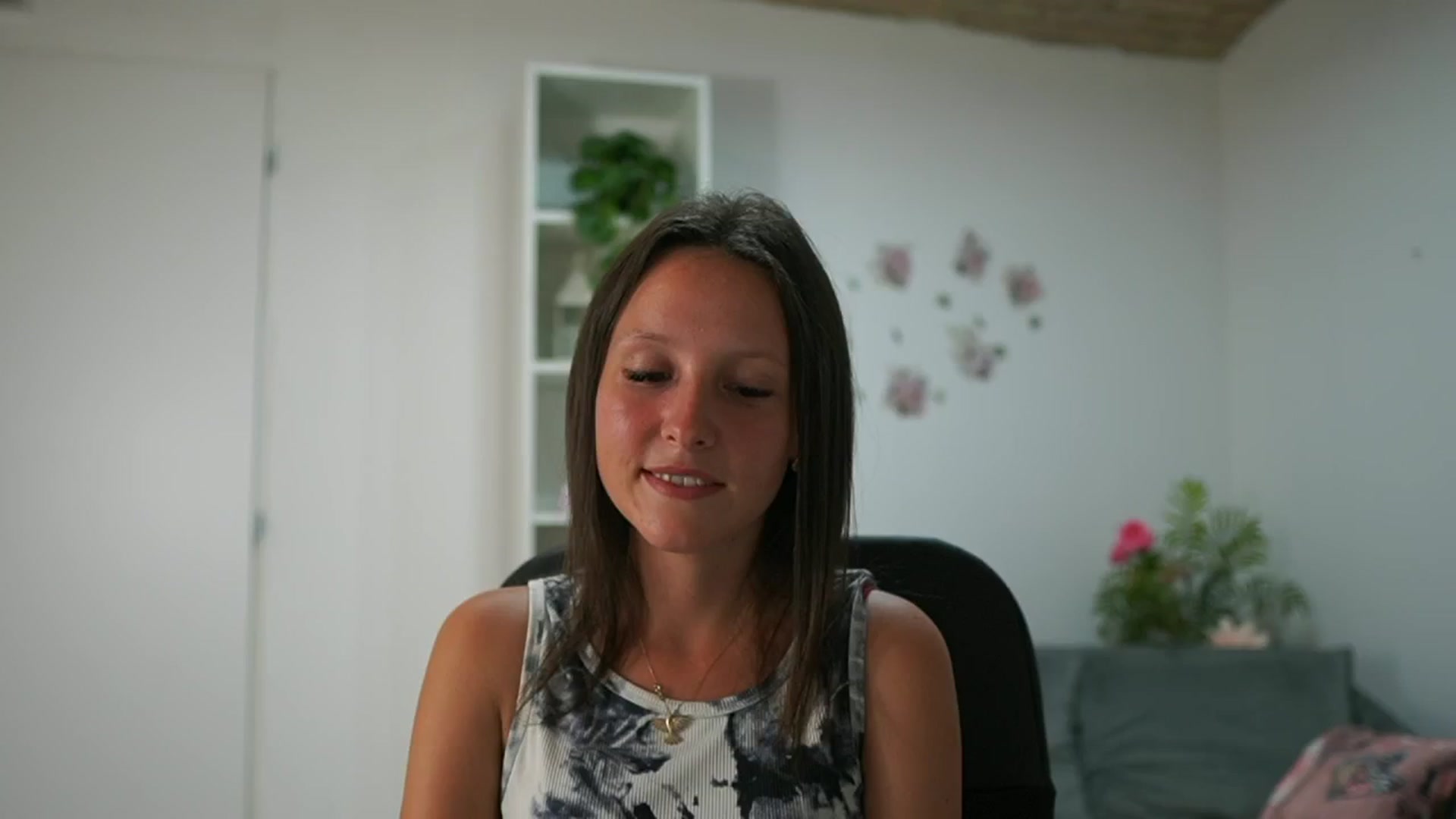 Gallery image thumbnail from Melissa__More's myfreecams stream on, 08/27/2024, 15:06 image 13 of 20