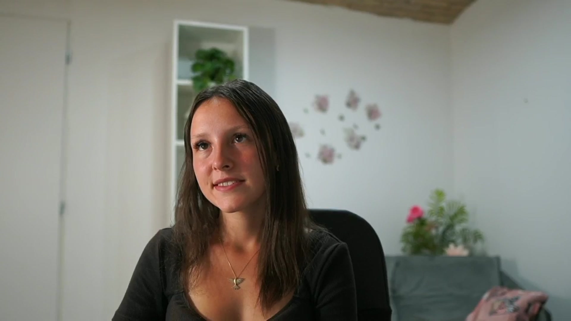 Gallery image thumbnail from Melissa__More's myfreecams stream on, 08/29/2024, 08:30 image 6 of 20