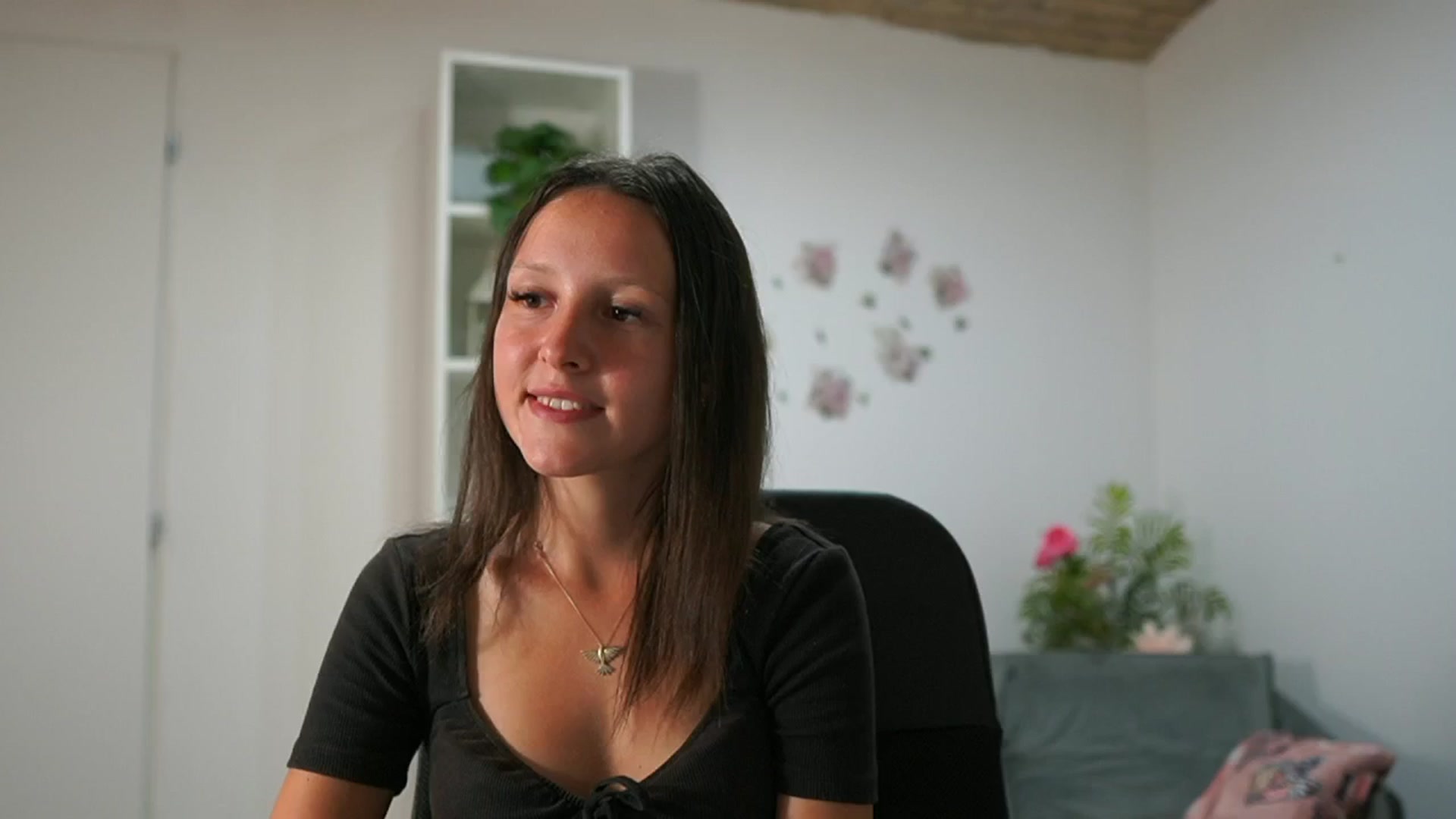 Gallery image thumbnail from Melissa__More's myfreecams stream on, 08/29/2024, 09:21 image 19 of 20