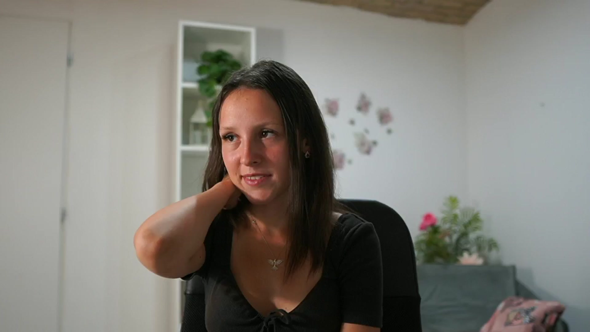 Gallery image thumbnail from Melissa__More's myfreecams stream on, 08/29/2024, 09:21 image 15 of 20