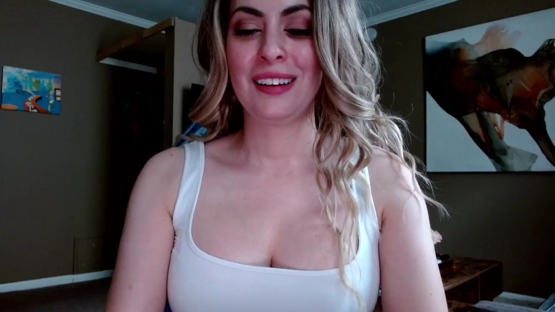 Gallery image thumbnail from Melissainlove's myfreecams stream on, 05/29/2025, 20:14 image 14 of 20