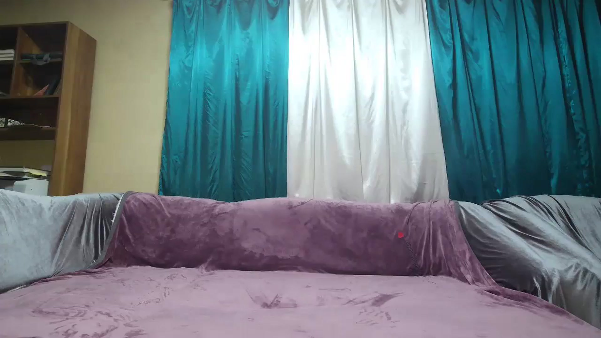 Gallery image thumbnail from Melissiah's myfreecams stream on, 12/25/2023, 16:18 image 3 of 20