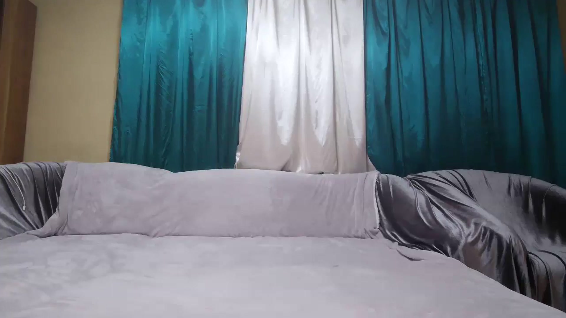 Gallery image thumbnail from Melissiah's myfreecams stream on, 11/09/2024, 14:00 image 10 of 20