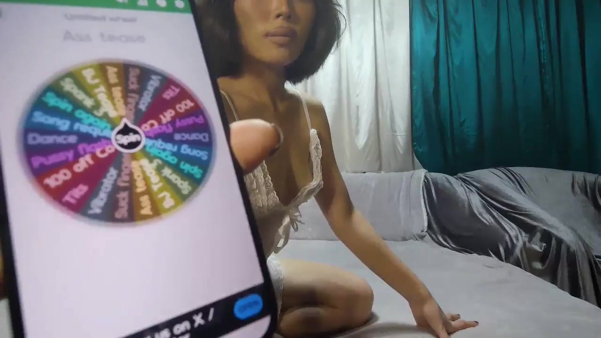 Gallery image thumbnail from Melissiah's myfreecams stream on, 11/12/2024, 14:49 image 15 of 20