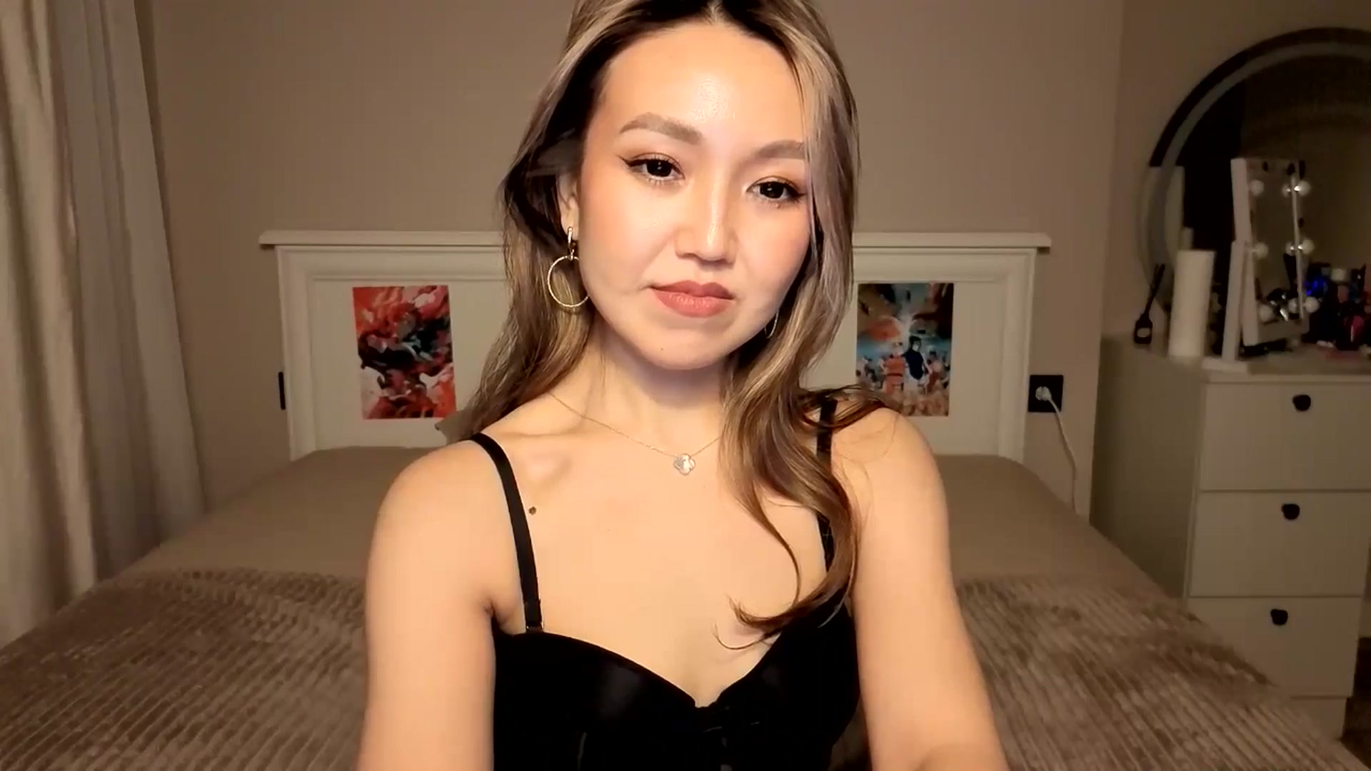 Gallery image thumbnail from Mellifluous_'s myfreecams stream on, 11/04/2025, 07:09 image 20 of 20
