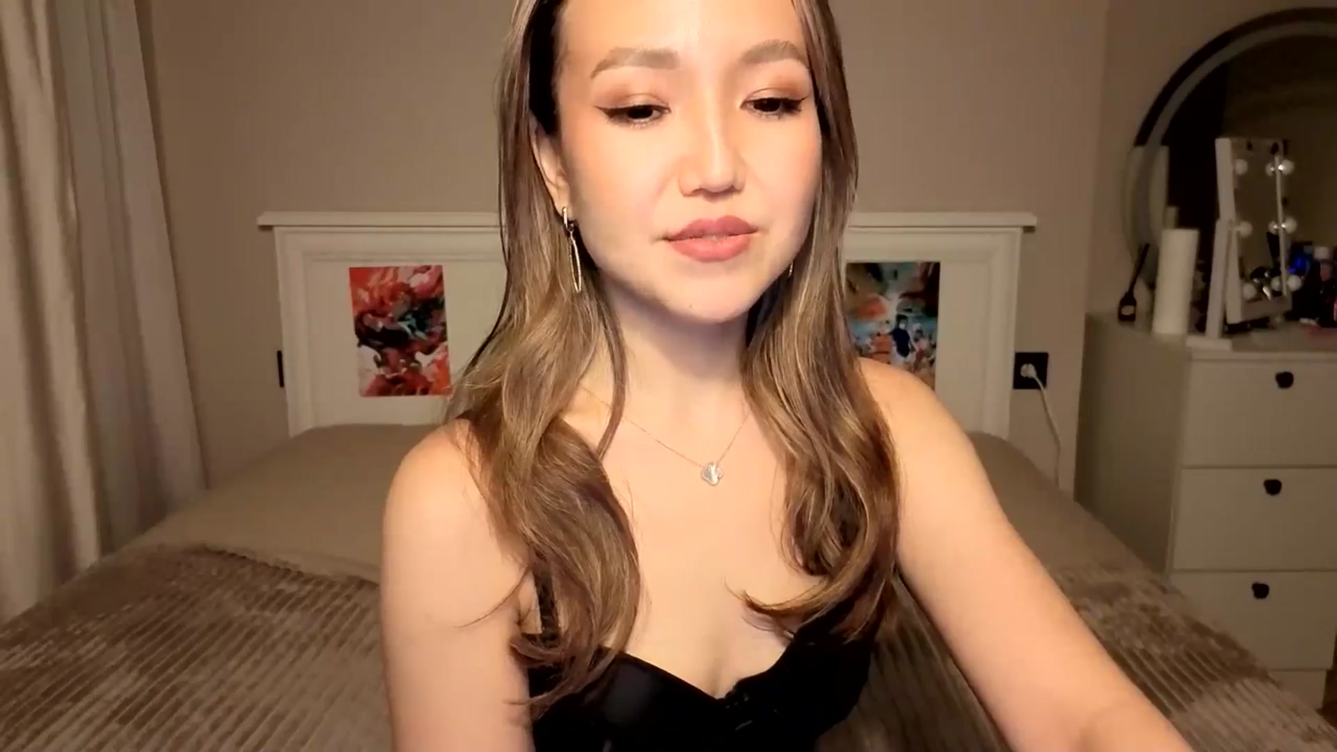 Gallery image thumbnail from Mellifluous_'s myfreecams stream on, 11/04/2025, 08:56 image 14 of 20