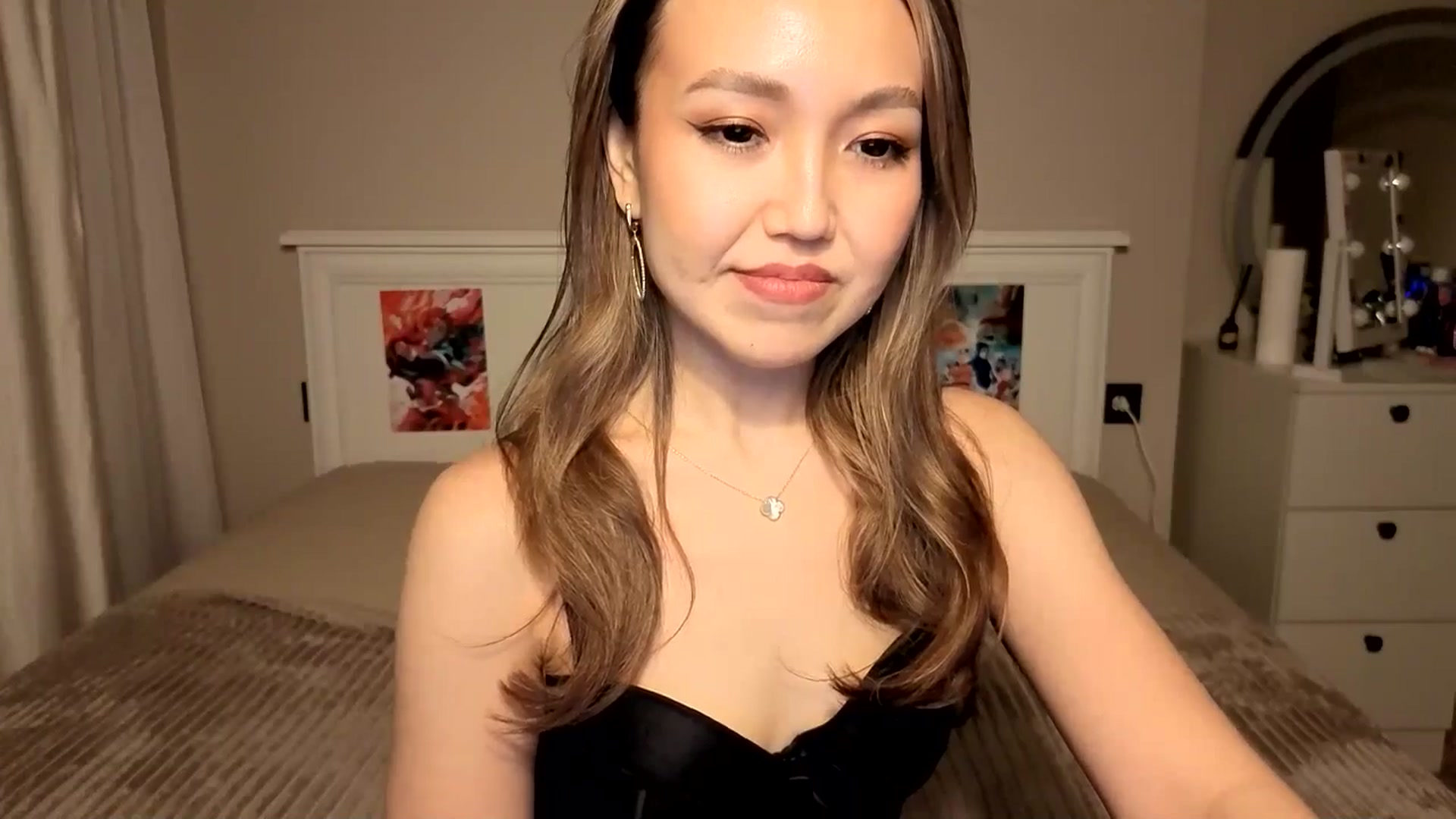 Gallery image thumbnail from Mellifluous_'s myfreecams stream on, 11/04/2025, 08:56 image 2 of 20