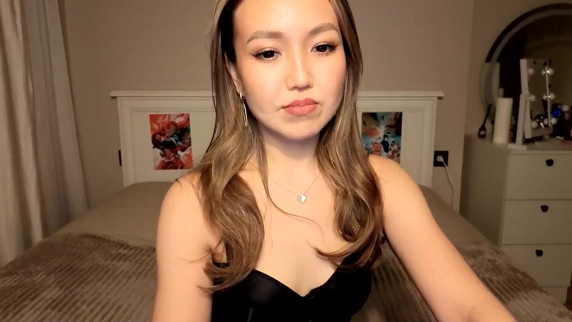 Gallery image thumbnail from Mellifluous_'s myfreecams stream on, 11/04/2025, 08:56 image 9 of 20