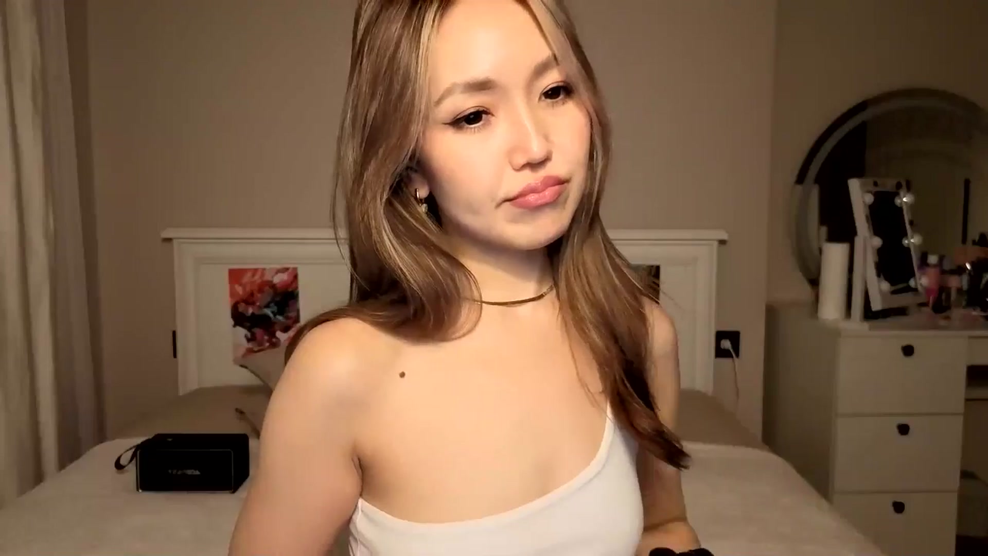 Gallery image thumbnail from Mellifluous_'s myfreecams stream on, 11/06/2025, 07:30 image 17 of 20