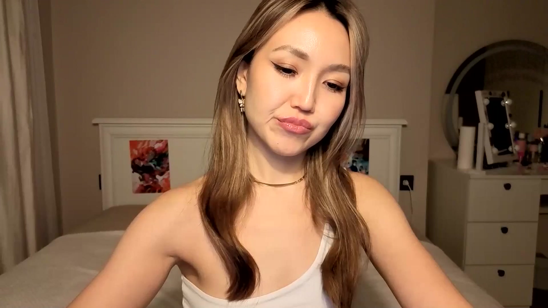 Gallery image thumbnail from Mellifluous_'s myfreecams stream on, 11/06/2025, 08:21 image 9 of 20
