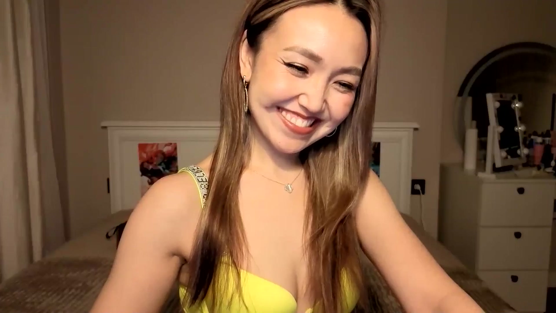 Gallery image thumbnail from Mellifluous_'s myfreecams stream on, 11/10/2025, 07:03 image 8 of 20