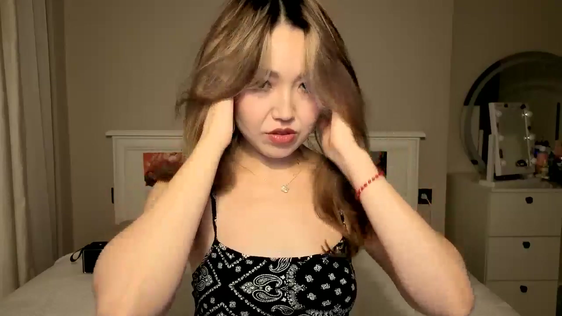 Gallery image thumbnail from Mellifluous_'s myfreecams stream on, 11/11/2025, 08:01 image 2 of 20
