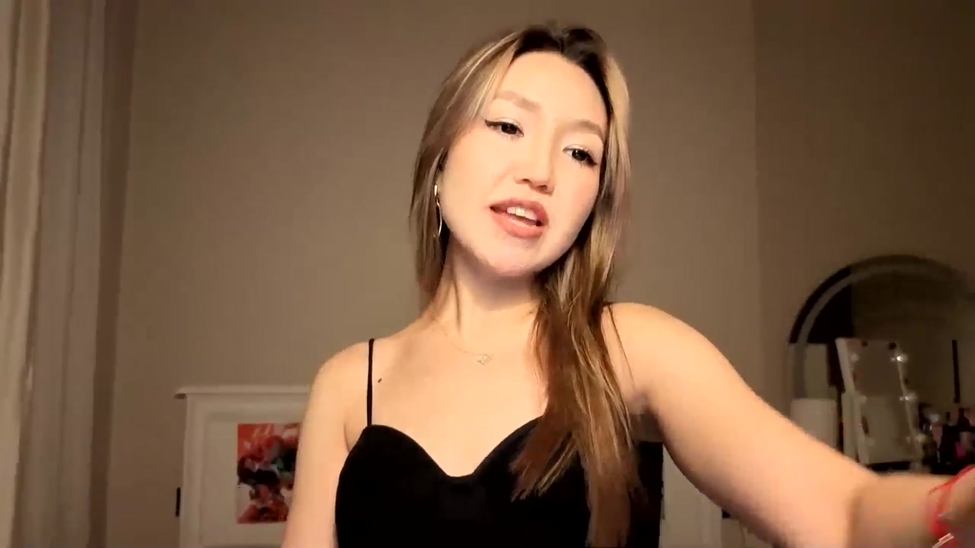 Gallery image thumbnail from Mellifluous_'s myfreecams stream on, 11/13/2025, 03:45 image 3 of 20