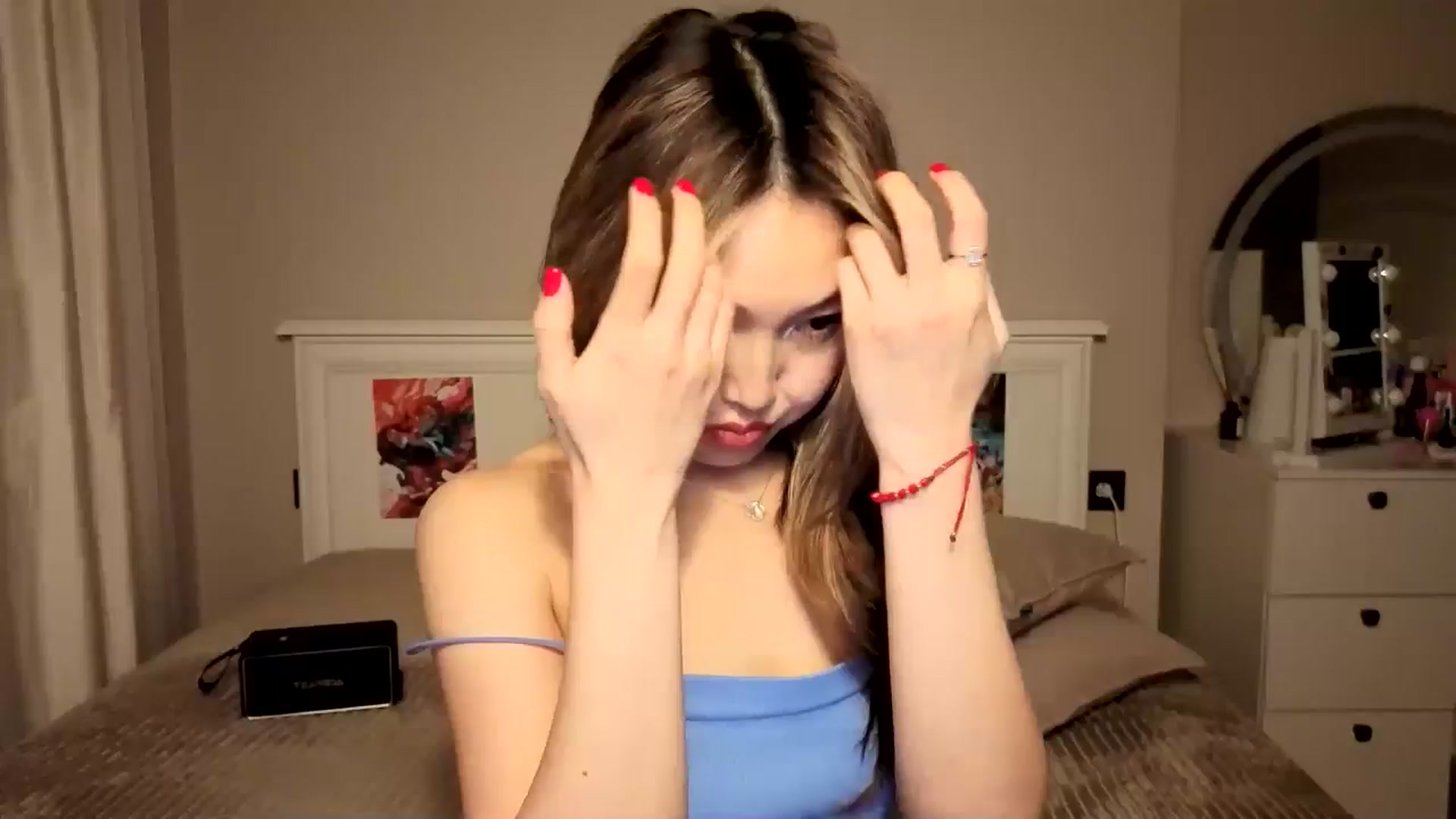 Gallery image thumbnail from Mellifluous_'s myfreecams stream on, 11/16/2025, 08:59 image 9 of 20