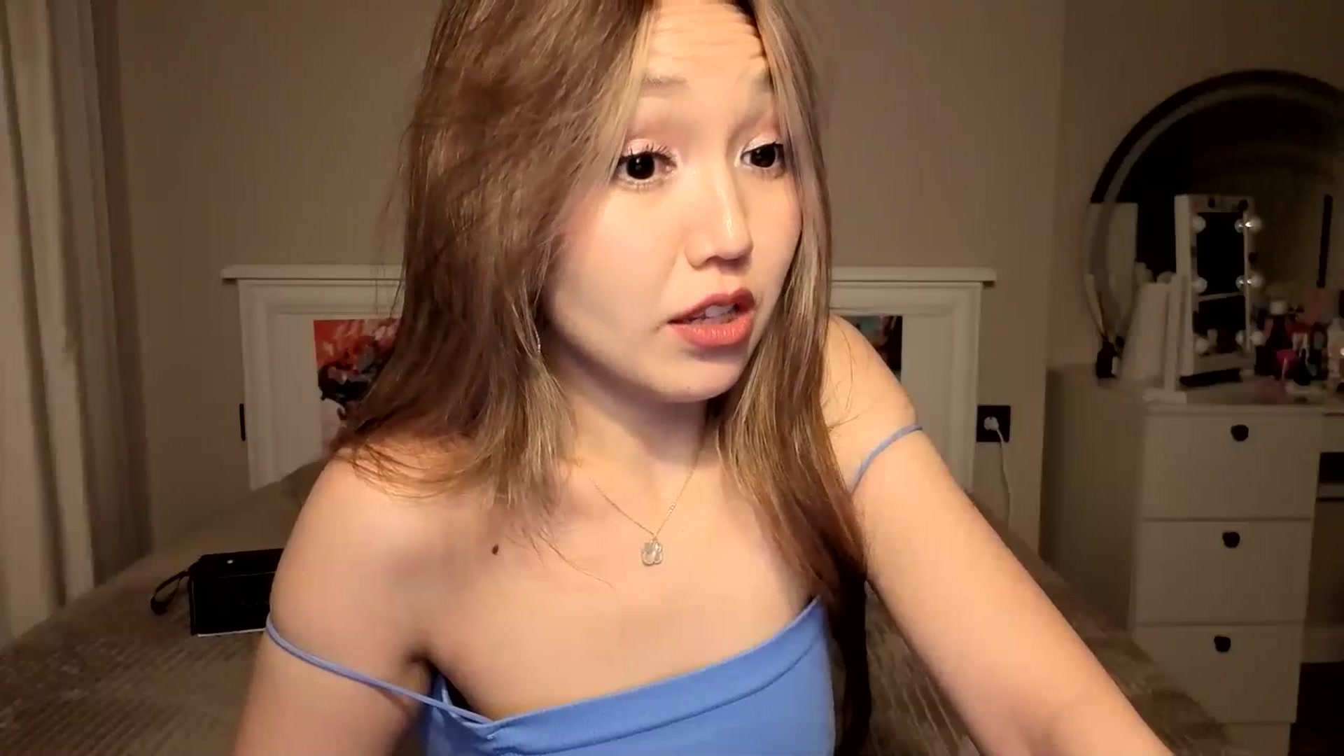 Gallery image thumbnail from Mellifluous_'s myfreecams stream on, 11/16/2025, 10:31 image 12 of 20