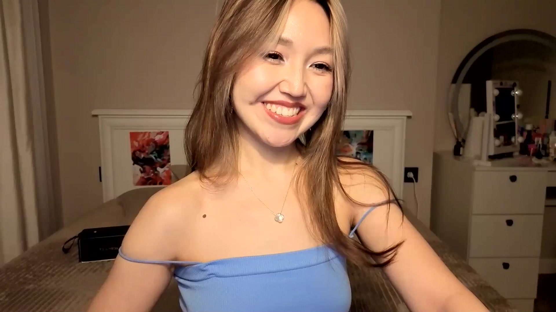 Gallery image thumbnail from Mellifluous_'s myfreecams stream on, 11/16/2025, 10:31 image 11 of 20