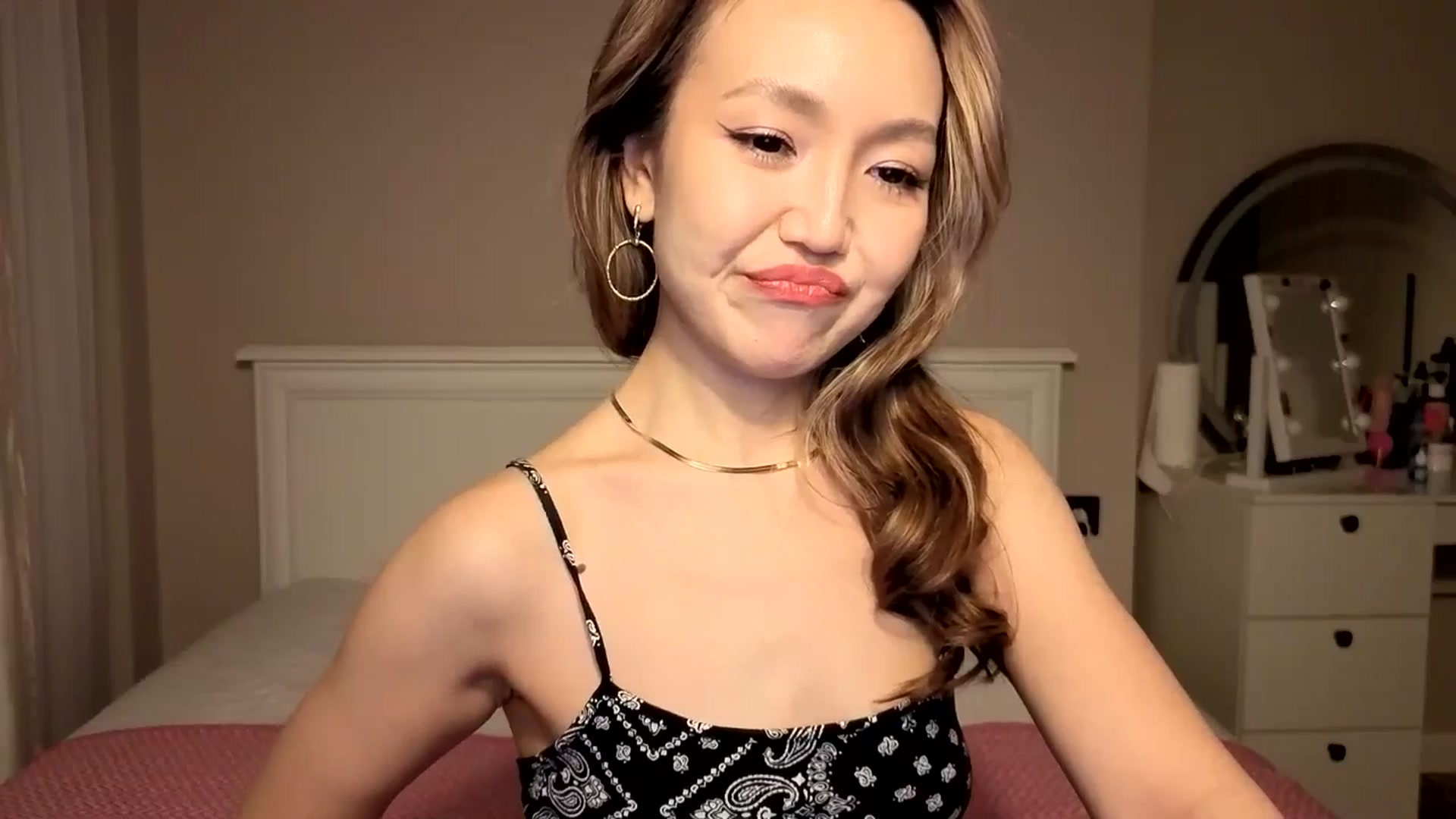 Gallery image thumbnail from Mellifluous_'s myfreecams stream on, 11/23/2025, 07:07 image 20 of 20