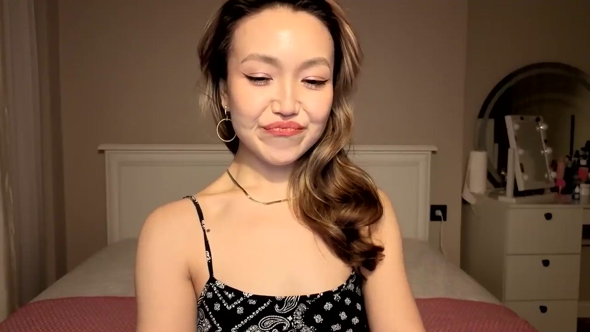 Gallery image thumbnail from Mellifluous_'s myfreecams stream on, 11/23/2025, 07:07 image 8 of 20