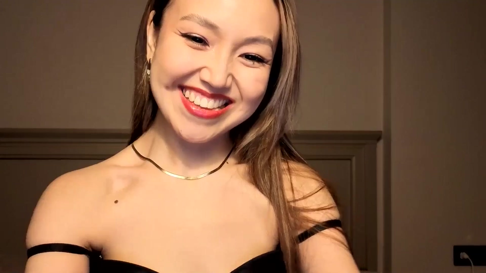 Gallery image thumbnail from Mellifluous_'s myfreecams stream on, 11/28/2025, 04:51 image 16 of 20