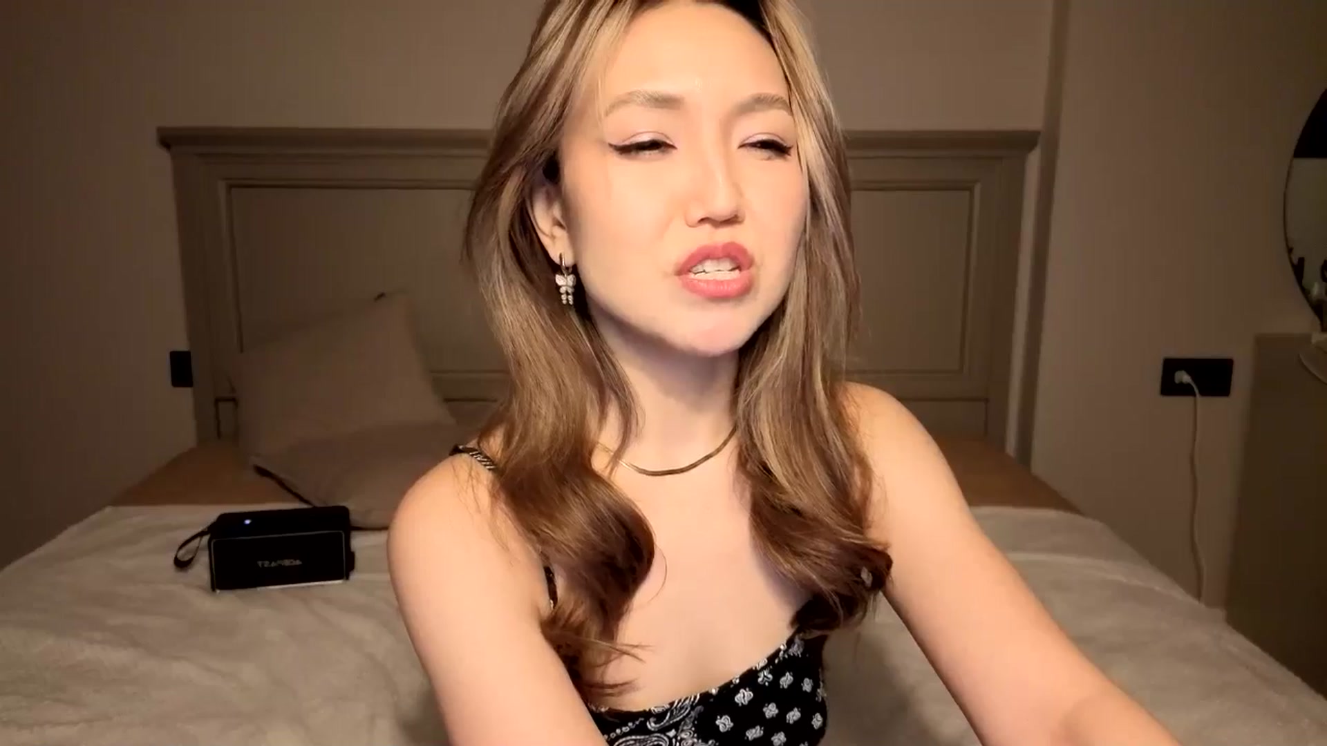 Gallery image thumbnail from Mellifluous_'s myfreecams stream on, 12/01/2025, 07:46 image 5 of 20