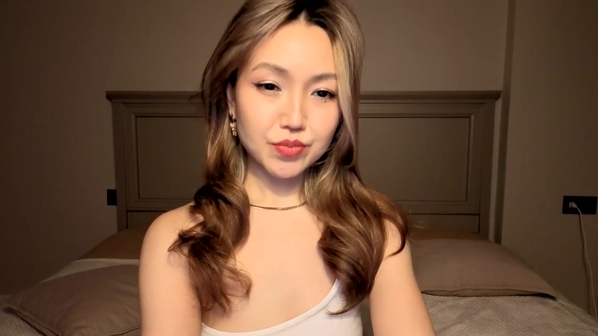 Gallery image thumbnail from Mellifluous_'s myfreecams stream on, 12/03/2025, 06:35 image 11 of 20