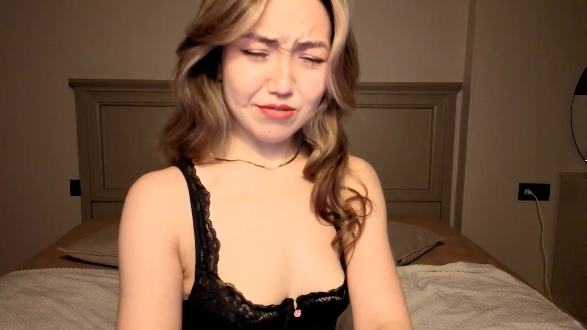 Gallery image thumbnail from Mellifluous_'s myfreecams stream on, 12/04/2025, 08:38 image 15 of 20