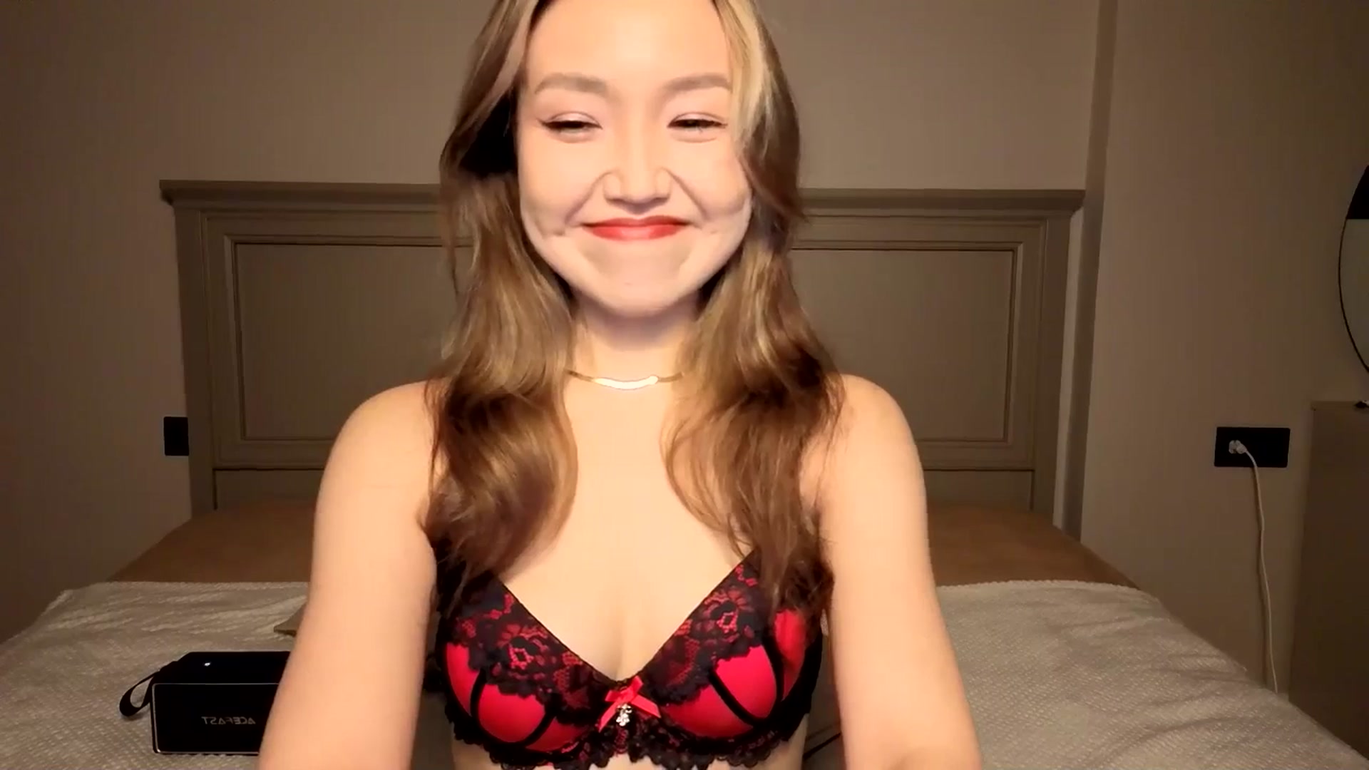 Gallery image thumbnail from Mellifluous_'s myfreecams stream on, 12/05/2025, 05:20 image 3 of 20