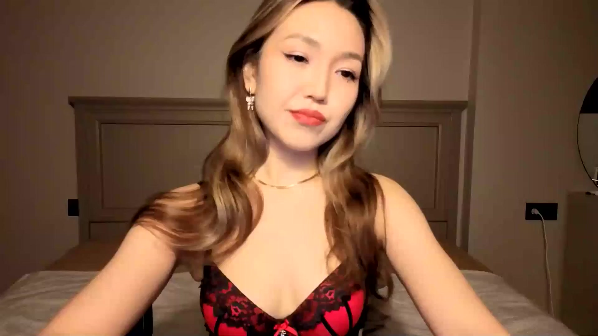 Gallery image thumbnail from Mellifluous_'s myfreecams stream on, 12/05/2025, 05:20 image 18 of 20