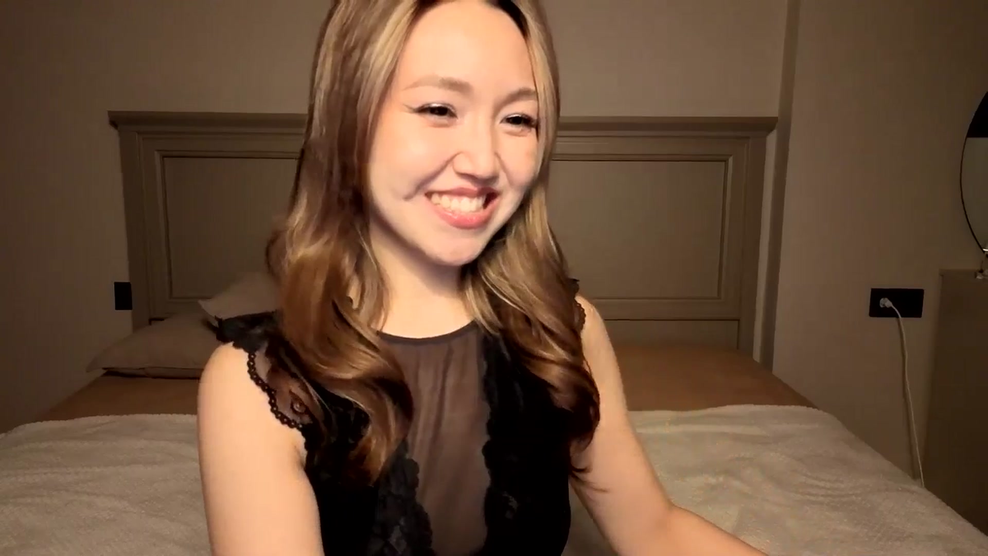 Gallery image thumbnail from Mellifluous_'s myfreecams stream on, 12/07/2025, 05:33 image 8 of 20