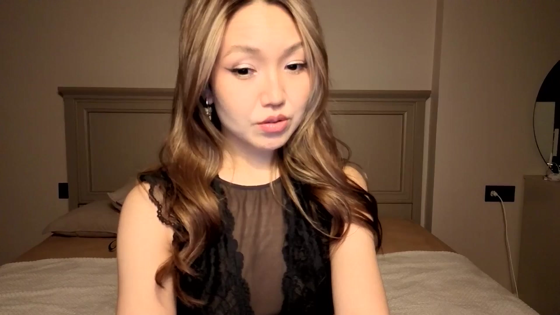 Gallery image thumbnail from Mellifluous_'s myfreecams stream on, 12/07/2025, 05:33 image 17 of 20