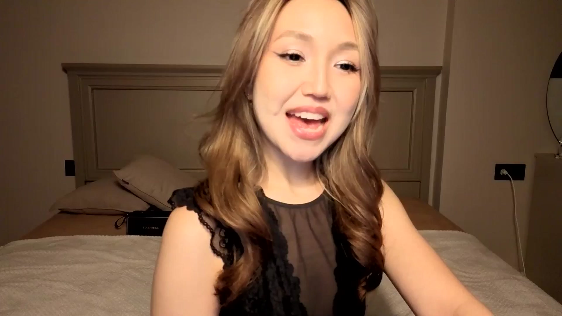 Gallery image thumbnail from Mellifluous_'s myfreecams stream on, 12/07/2025, 05:33 image 1 of 20