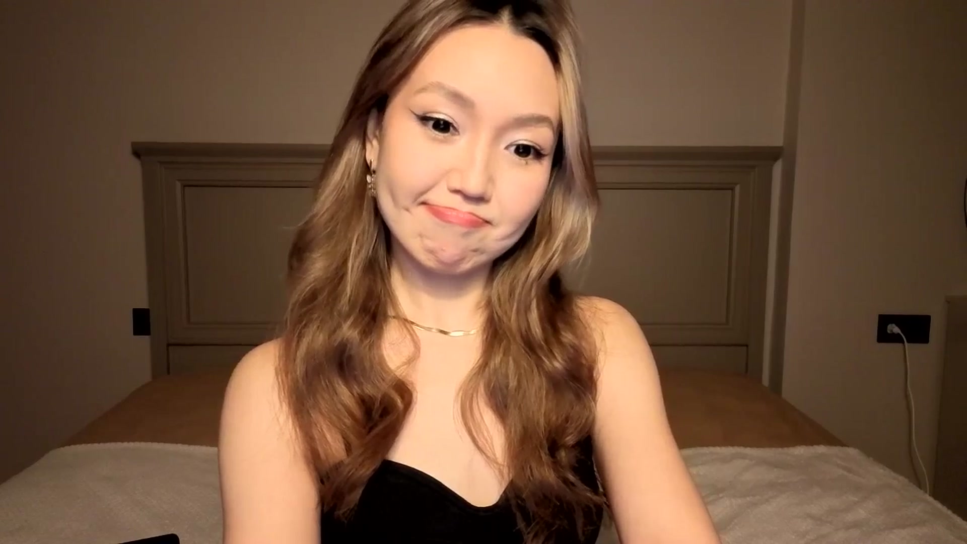 Gallery image thumbnail from Mellifluous_'s myfreecams stream on, 12/09/2025, 06:13 image 13 of 20