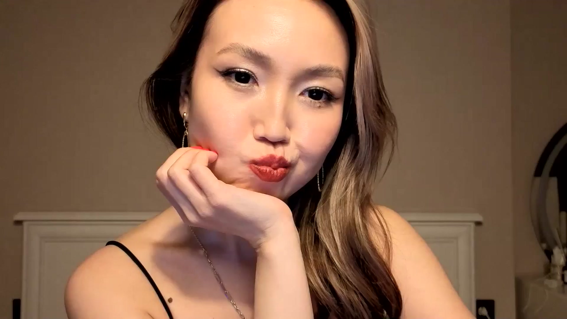 Gallery image thumbnail from Mellifluous_'s myfreecams stream on, 12/22/2025, 10:09 image 6 of 20