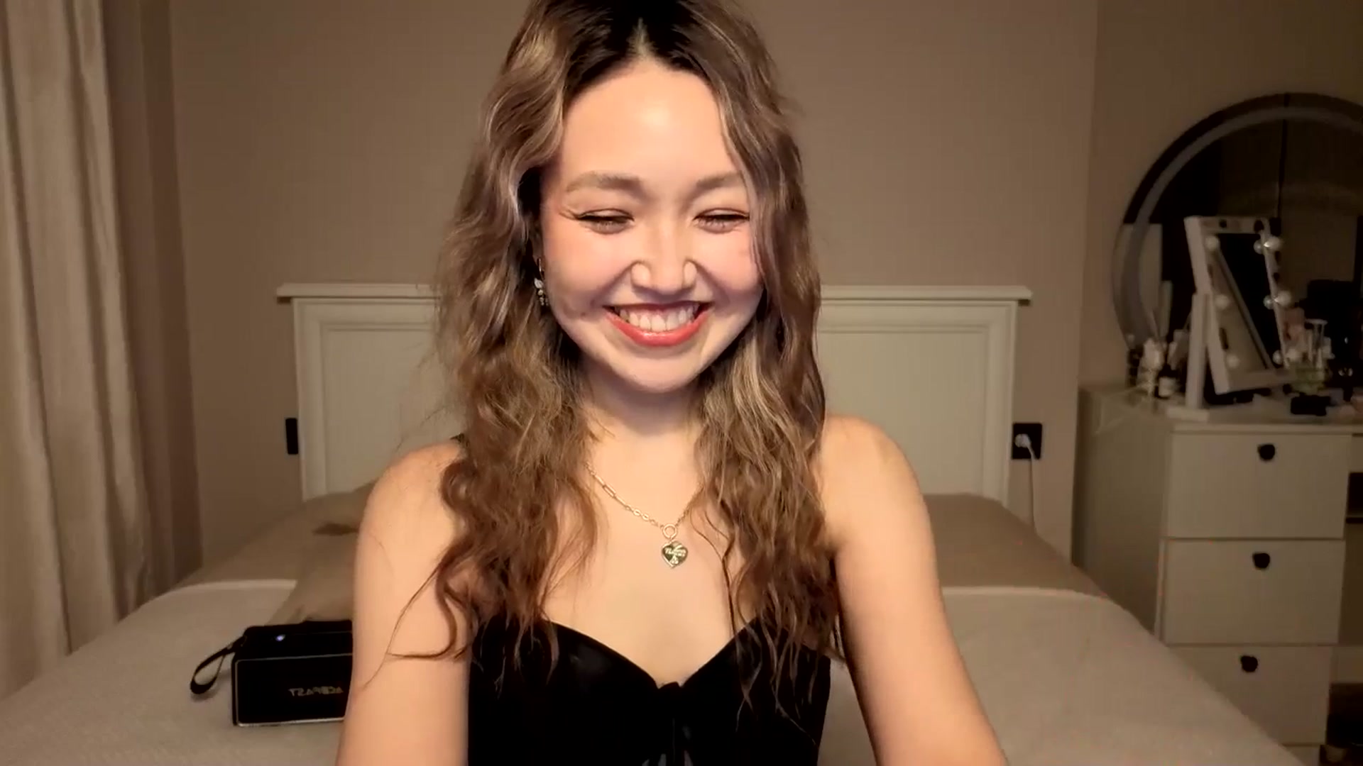 Gallery image thumbnail from Mellifluous_'s myfreecams stream on, 12/23/2025, 06:05 image 10 of 20