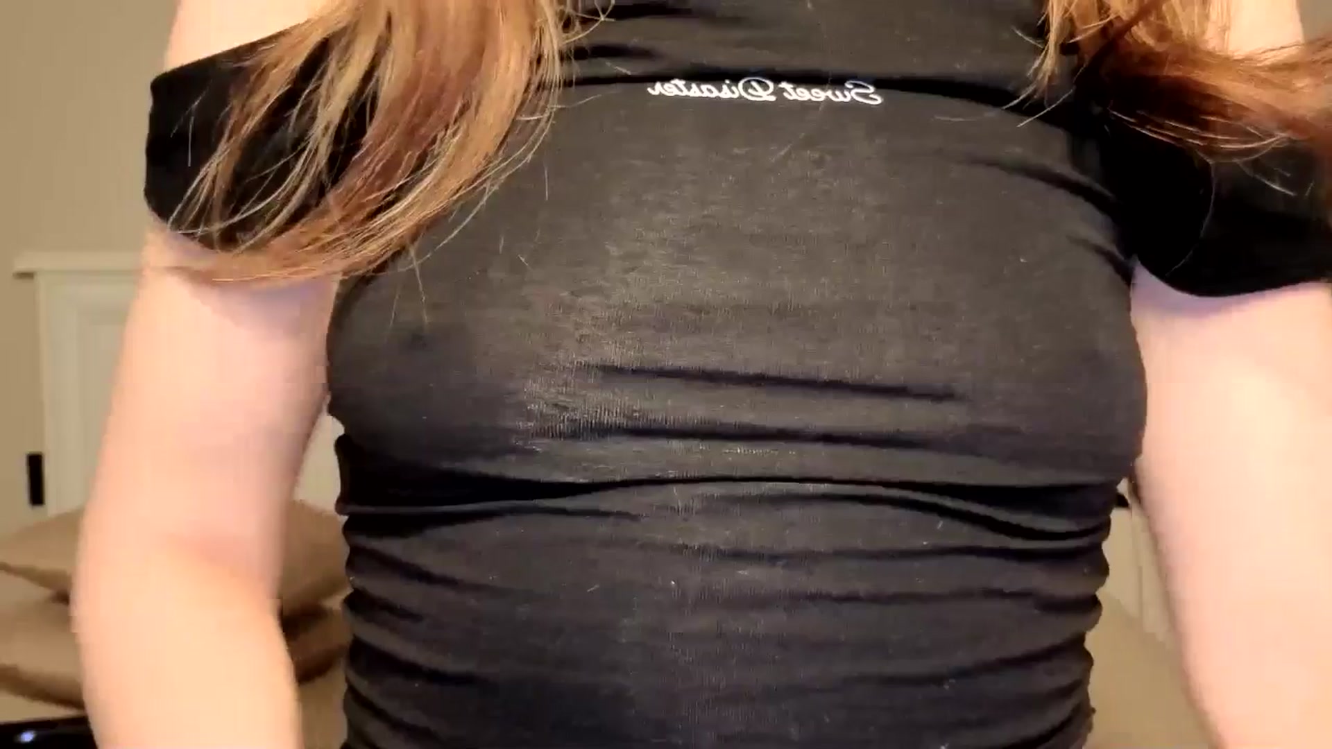 Gallery image thumbnail from Mellifluous_'s myfreecams stream on, 12/28/2025, 08:16 image 5 of 20