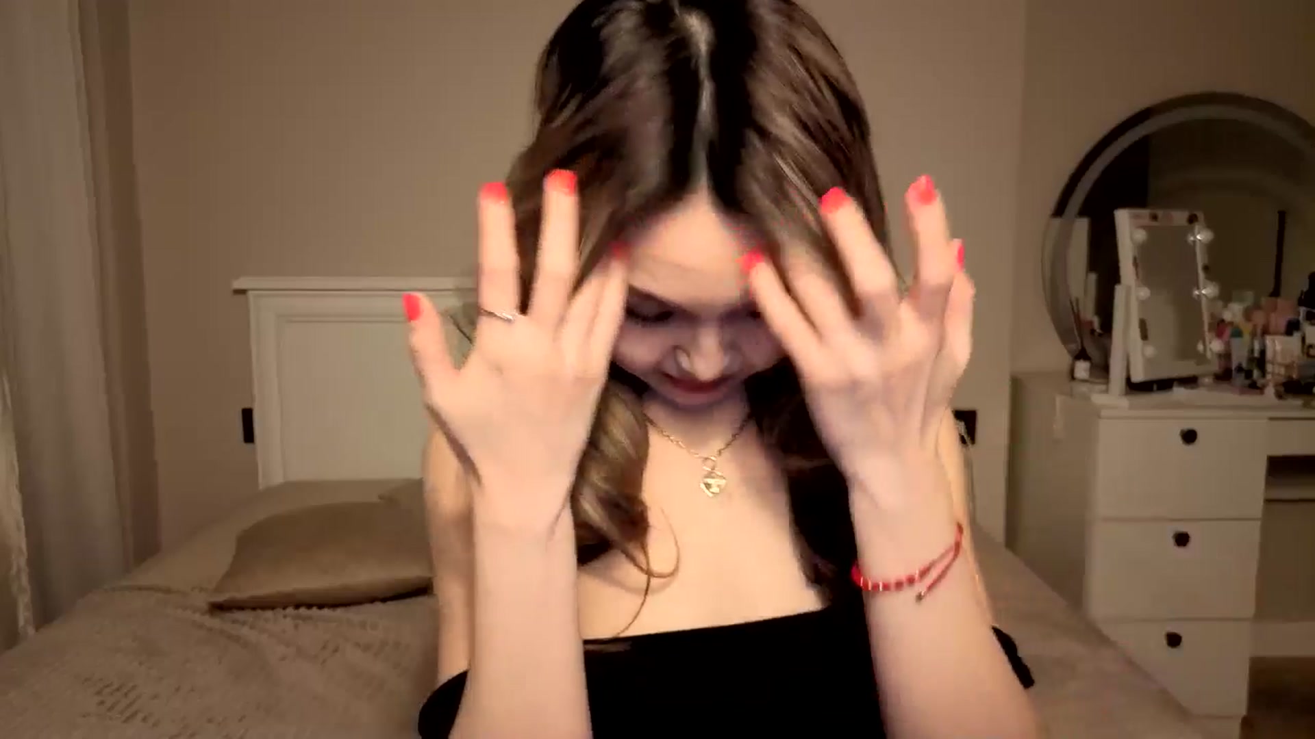 Gallery image thumbnail from Mellifluous_'s myfreecams stream on, 12/28/2025, 09:12 image 9 of 20