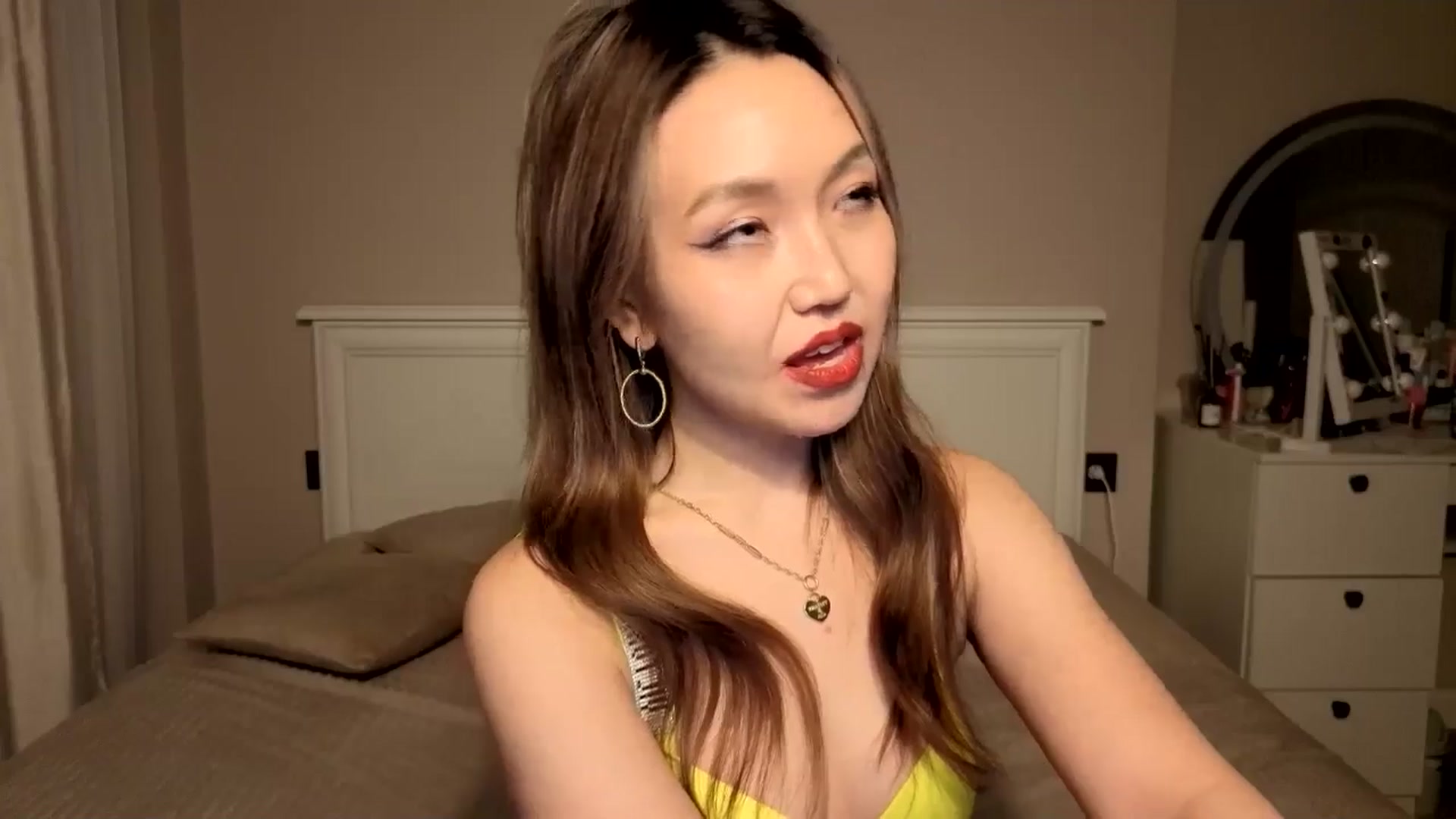 Gallery image thumbnail from Mellifluous_'s myfreecams stream on, 12/30/2025, 07:15 image 11 of 20