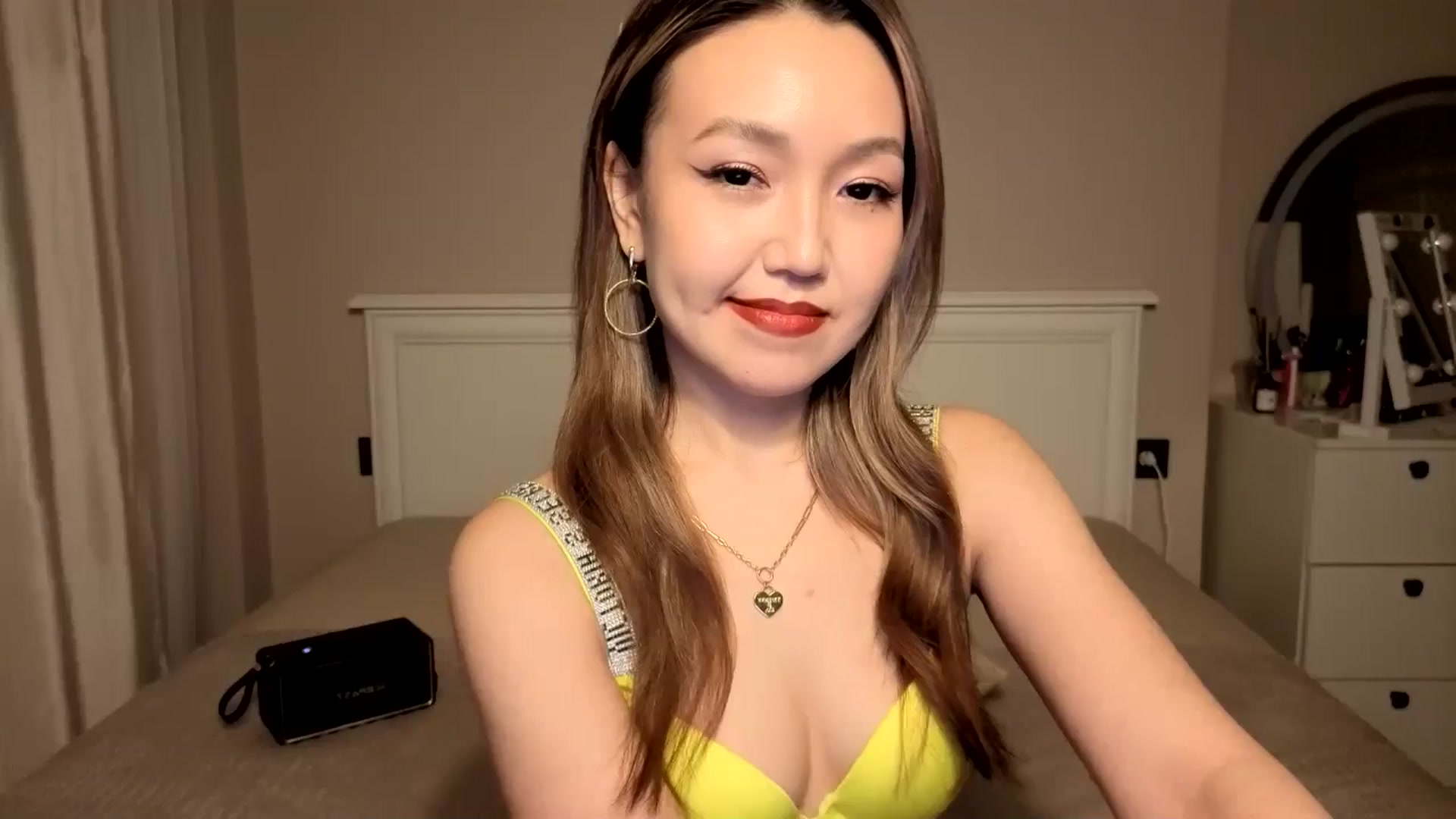 Gallery image thumbnail from Mellifluous_'s myfreecams stream on, 12/30/2025, 07:15 image 1 of 20