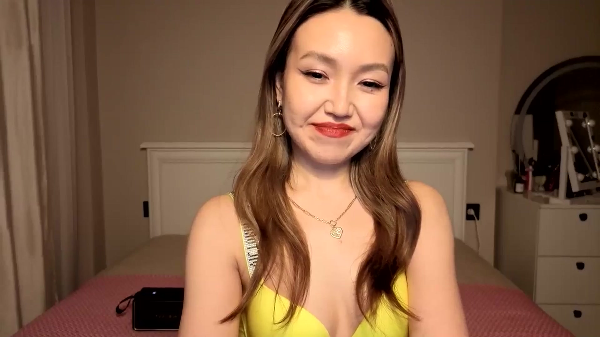 Gallery image thumbnail from Mellifluous_'s myfreecams stream on, 12/30/2025, 09:15 image 9 of 20