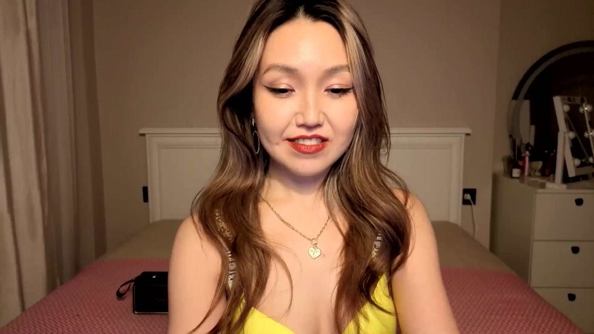 Gallery image thumbnail from Mellifluous_'s myfreecams stream on, 12/30/2025, 09:15 image 15 of 20