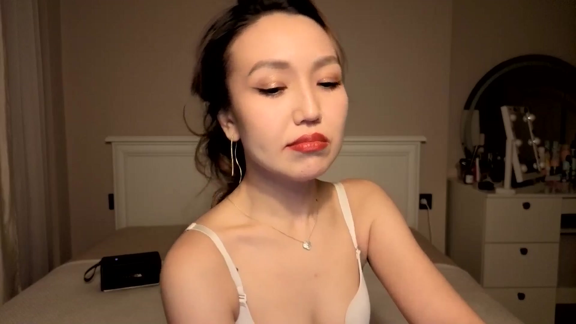 Gallery image thumbnail from Mellifluous_'s myfreecams stream on, 01/02/2026, 04:12 image 12 of 20