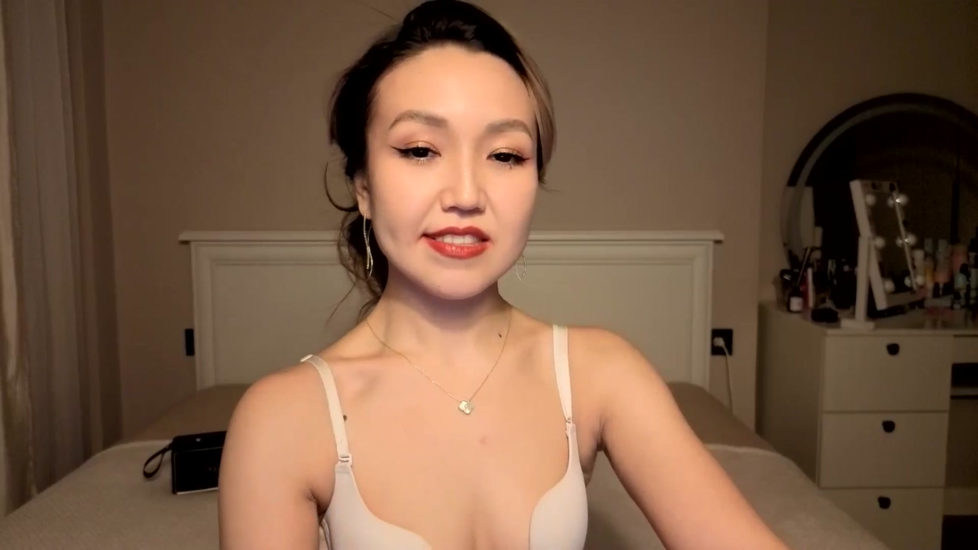 Gallery image thumbnail from Mellifluous_'s myfreecams stream on, 01/02/2026, 04:12 image 16 of 20