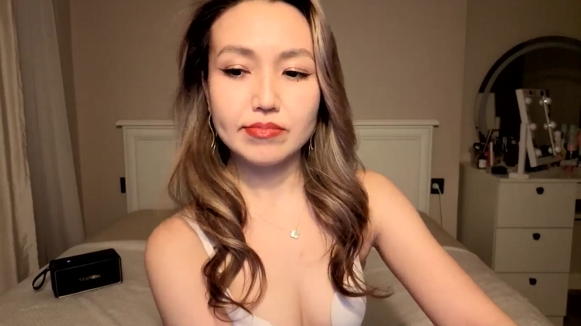 Gallery image thumbnail from Mellifluous_'s myfreecams stream on, 01/02/2026, 09:50 image 2 of 20