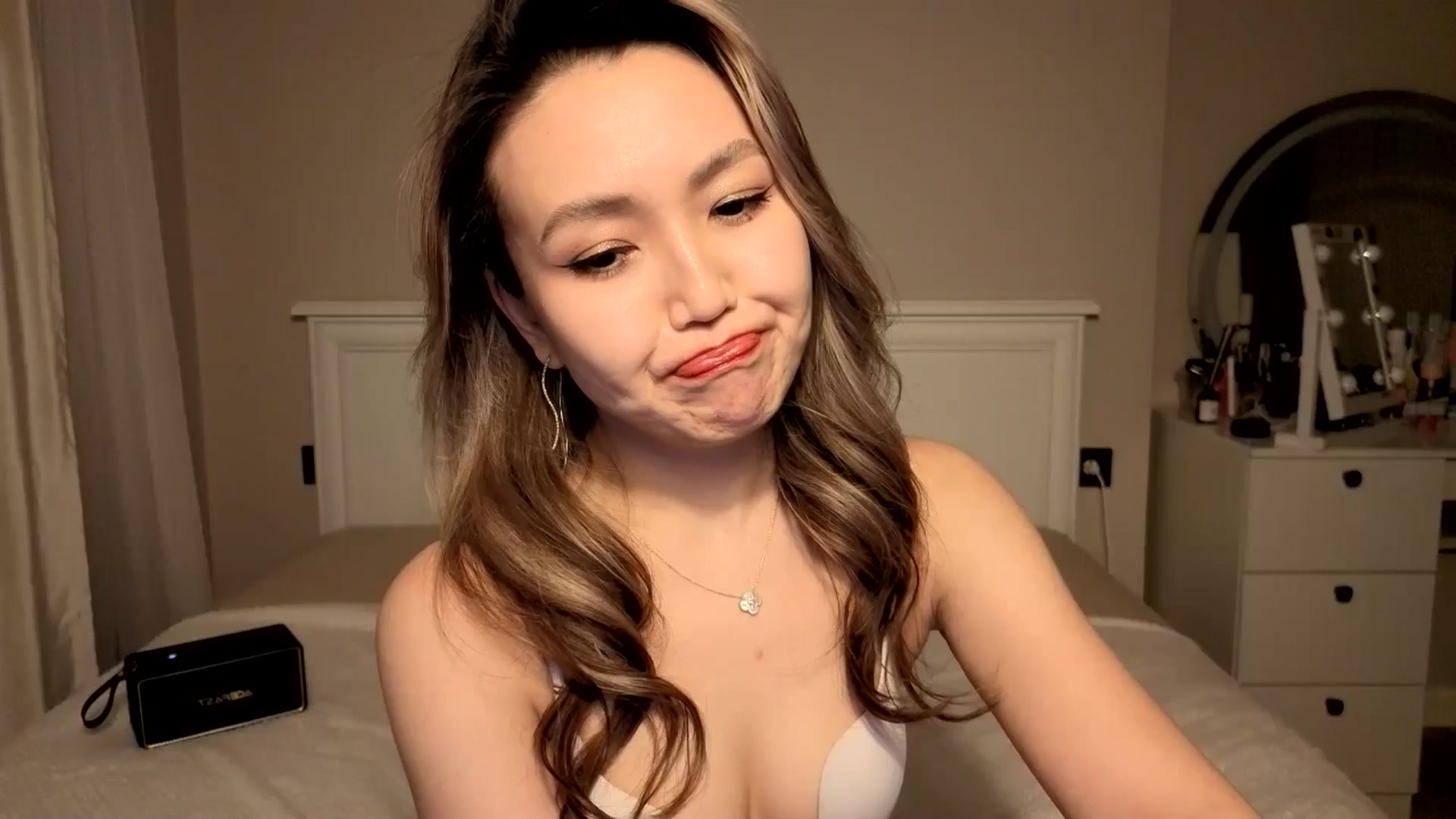 Gallery image thumbnail from Mellifluous_'s myfreecams stream on, 01/02/2026, 09:50 image 1 of 20