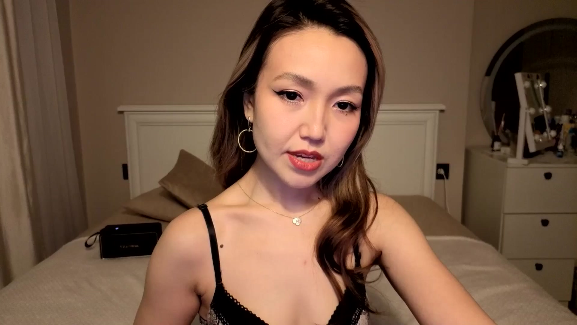 Gallery image thumbnail from Mellifluous_'s myfreecams stream on, 01/06/2026, 06:48 image 19 of 20