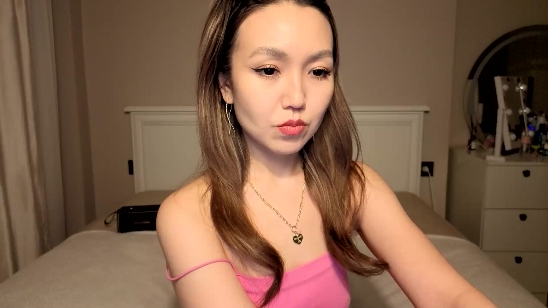 Gallery image thumbnail from Mellifluous_'s myfreecams stream on, 01/09/2026, 08:26 image 19 of 20