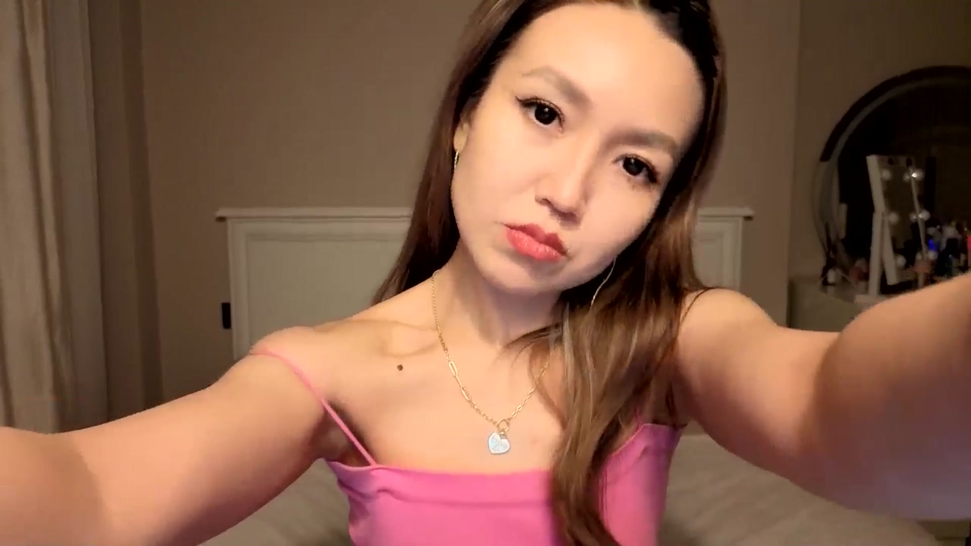 Gallery image thumbnail from Mellifluous_'s myfreecams stream on, 01/09/2026, 08:26 image 15 of 20